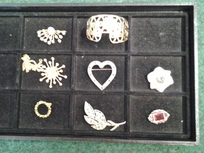 Rhinestone Brooches, 1 Cuff Bracelet