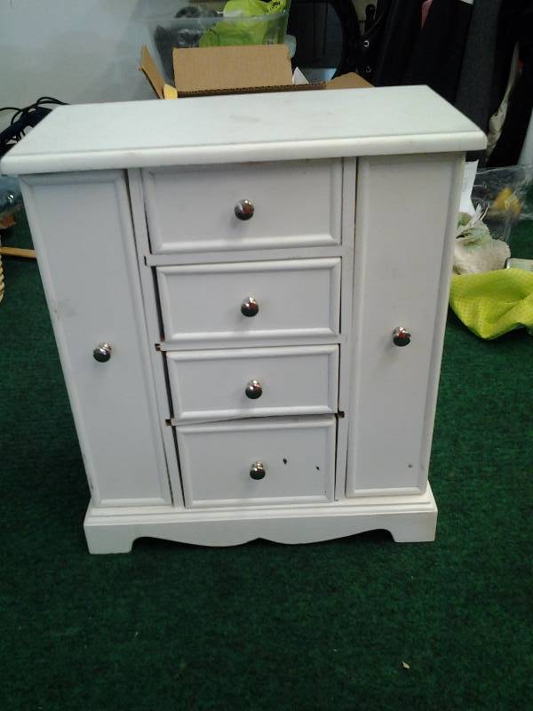 White Jewelry Box