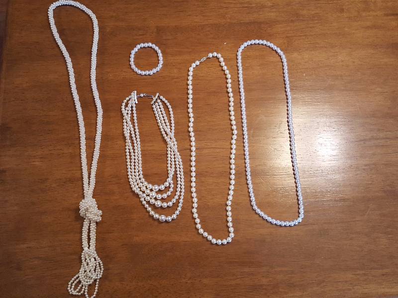 4-Pearl Necklaces (1-Monet), 1-Pearl Bracelet, 5-Pair Pearl Studs