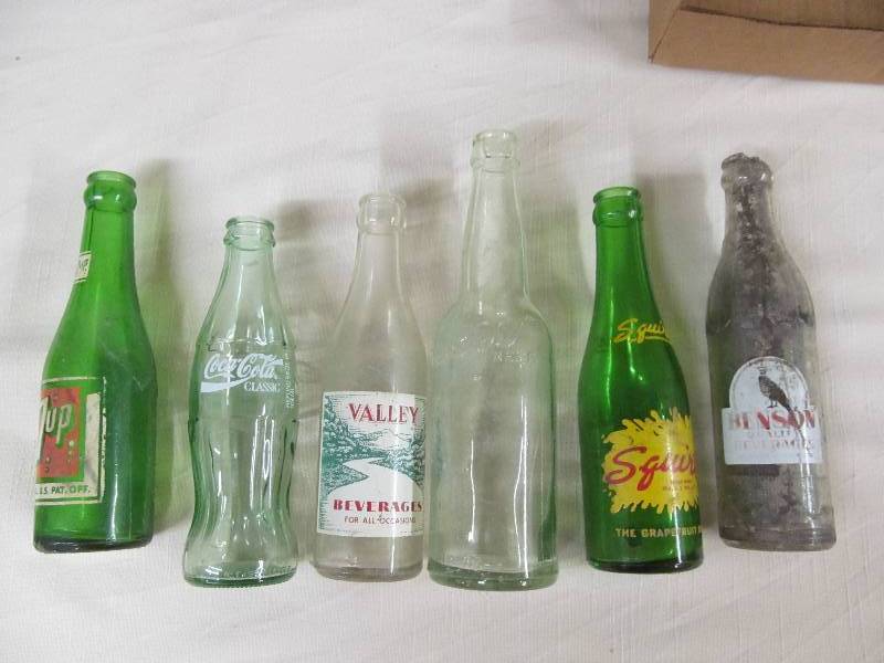 lot 17 image: Vintage Pop Bottles