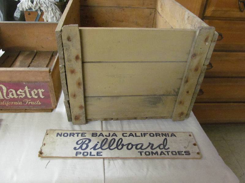 lot 25 image: Vintage Crates