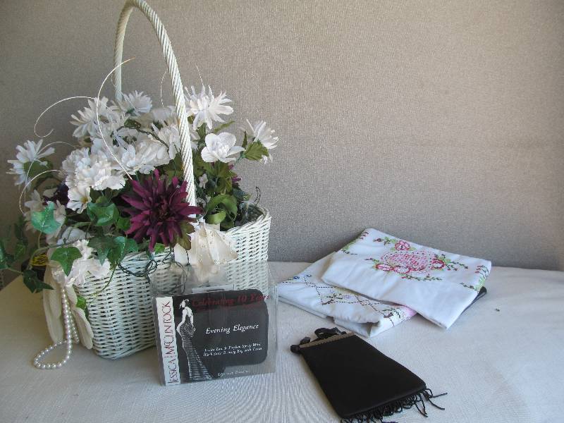 lot 37 image: BasketFlowers