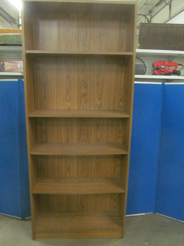 lot 46 image: Book Shelf