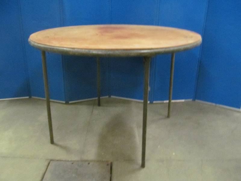 lot 47 image: Card Table