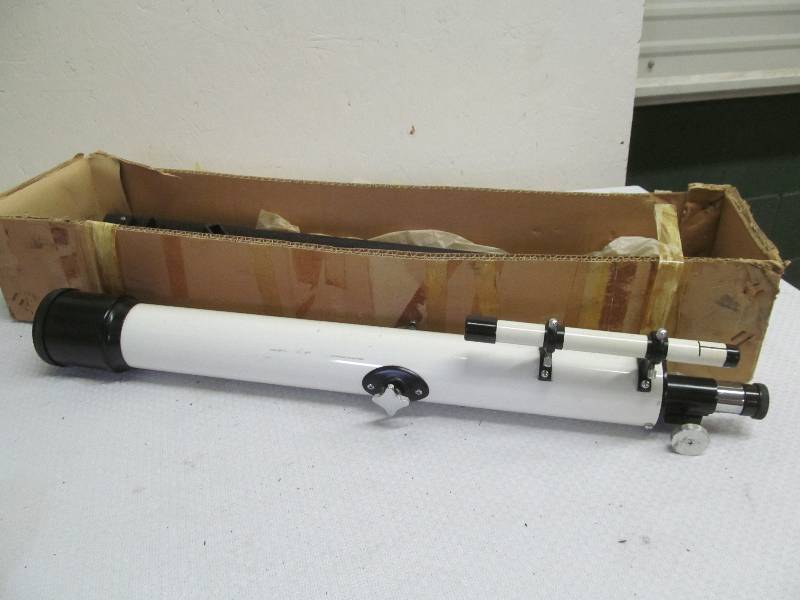 lot 109 image: telescope