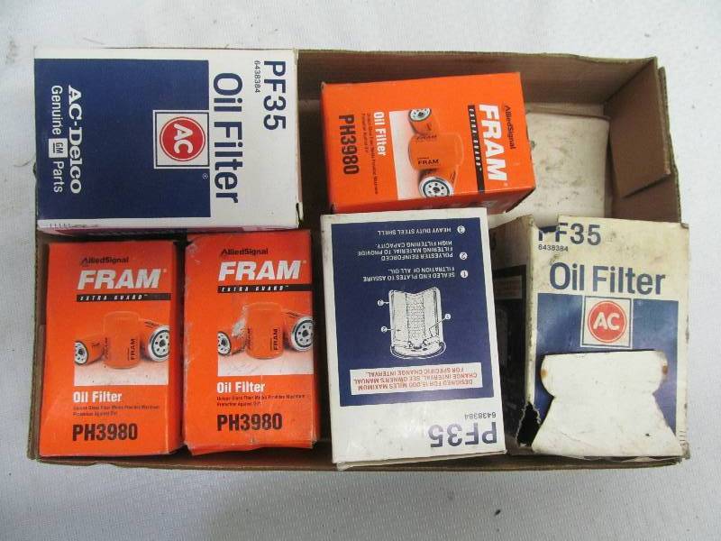 lot 126 image: oil filters