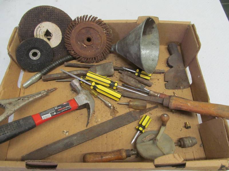 lot 130 image: hand tools
