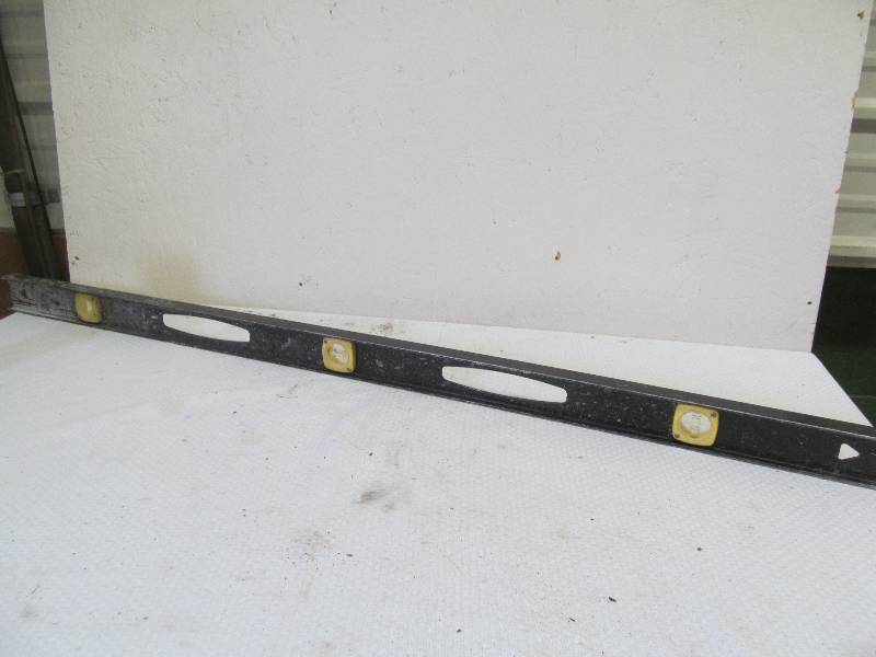 lot 152 image: level