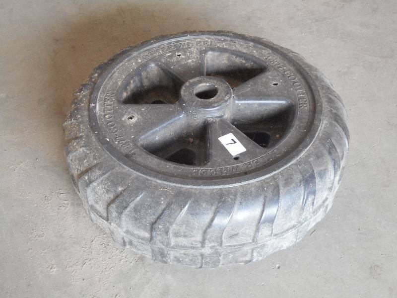 lot 7 image: (1) Otter-Wheel Plastic Dock Wheel ...