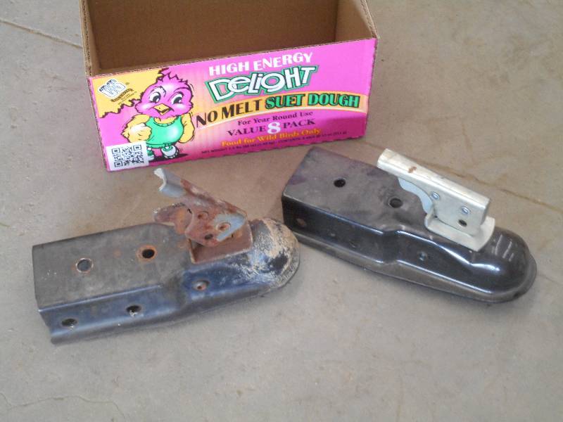 lot 18 image: (2) 1 78 Trailer Couplers ...