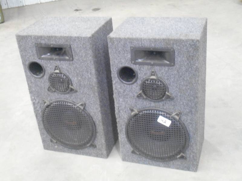 lot 42 image: (2) Acoustic USA Stereo Speakers In...