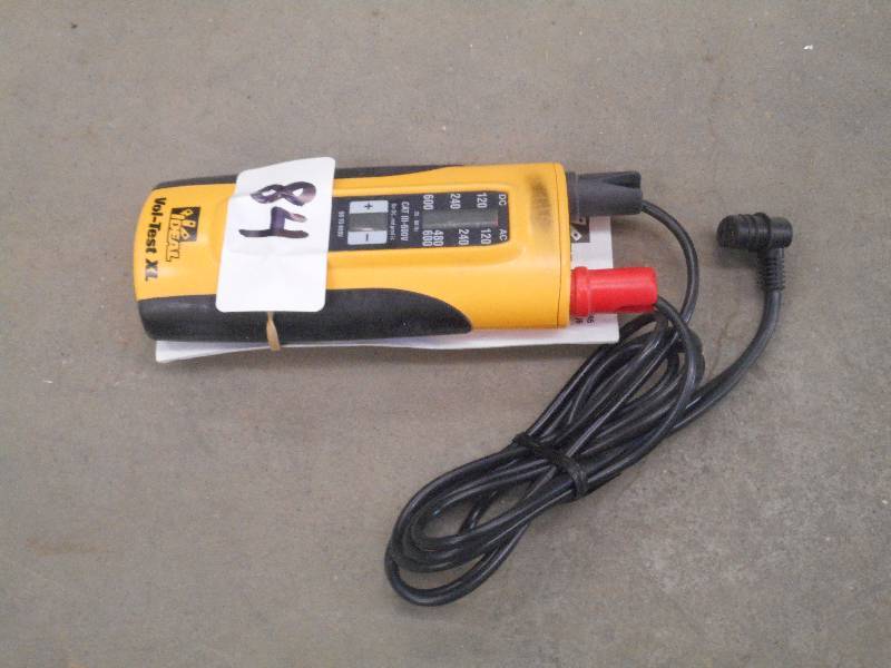 lot 84 image: Ideal Vol-Test XL Test Meter, Retai...