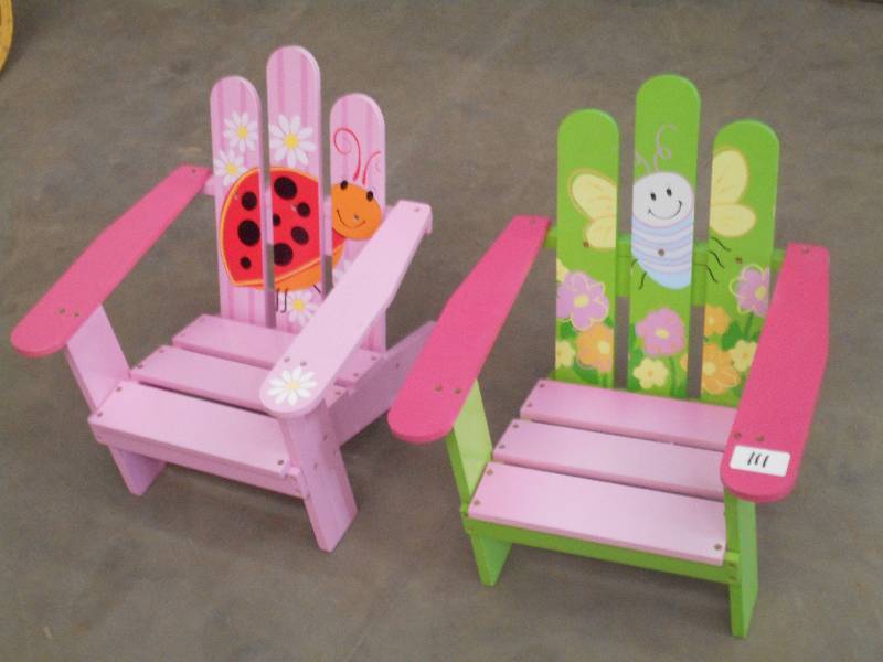lot 111 image: Pair Of Nice Hand-Painted Toddlers ...