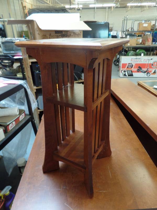 Accent Table