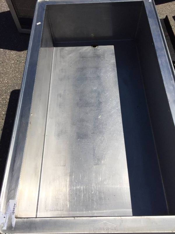 lot 17 image: Atlas ColdSalad Bar Chiller