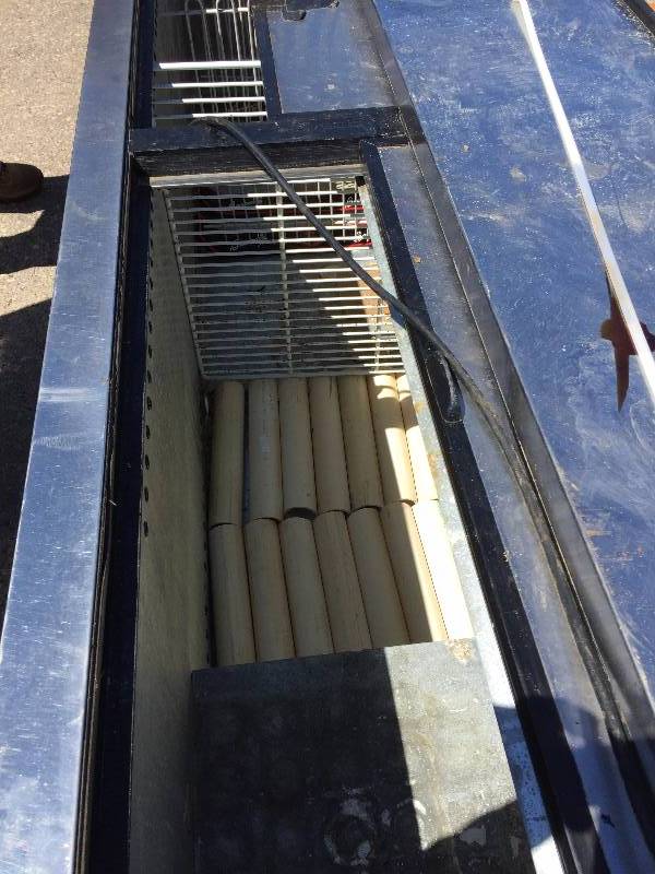 lot 20 image: True TD 95-38 Bottle Cooler with 1 year old compressor