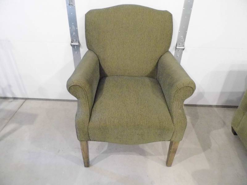 Club Chair - Curved Back - Dark Green