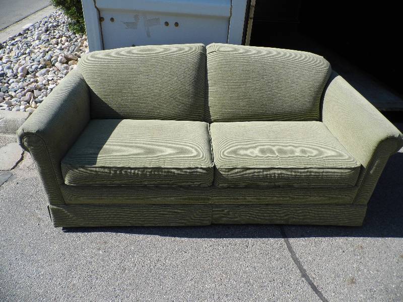 Sofa green