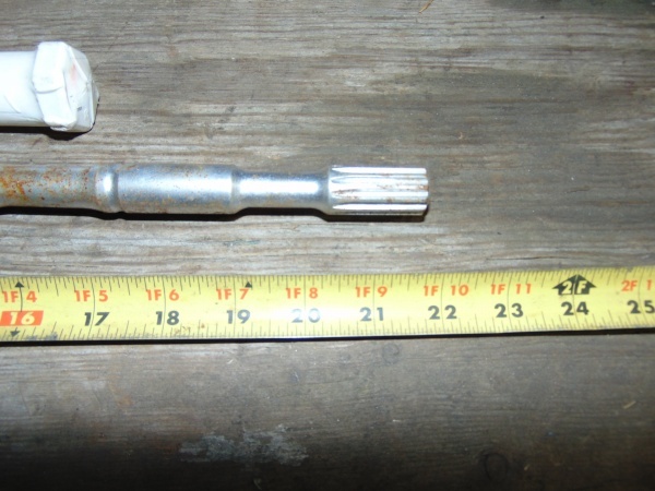lot 29 image: 1-18 Hammer Drill Bit