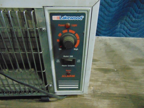 lot 34 image: Electric Heater