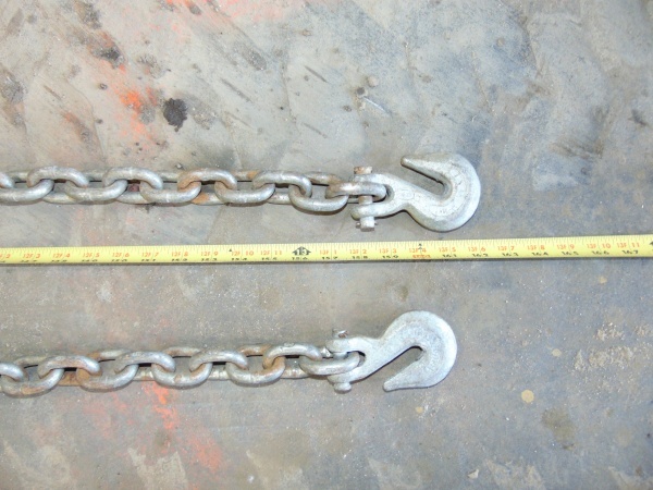 lot 98 image: Long Chain