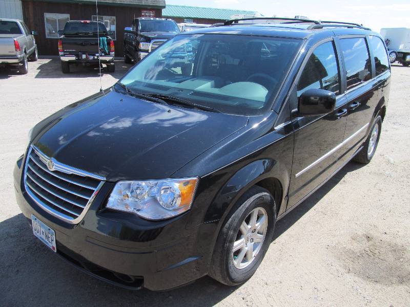 2010 Chrysler Town & Country