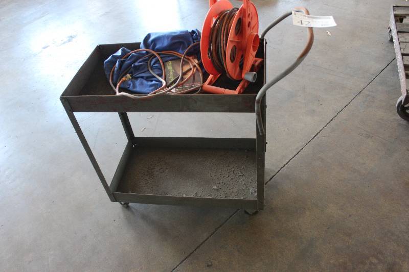 lot 42 image: 4-Wheel 2-Shelf Utility Cart