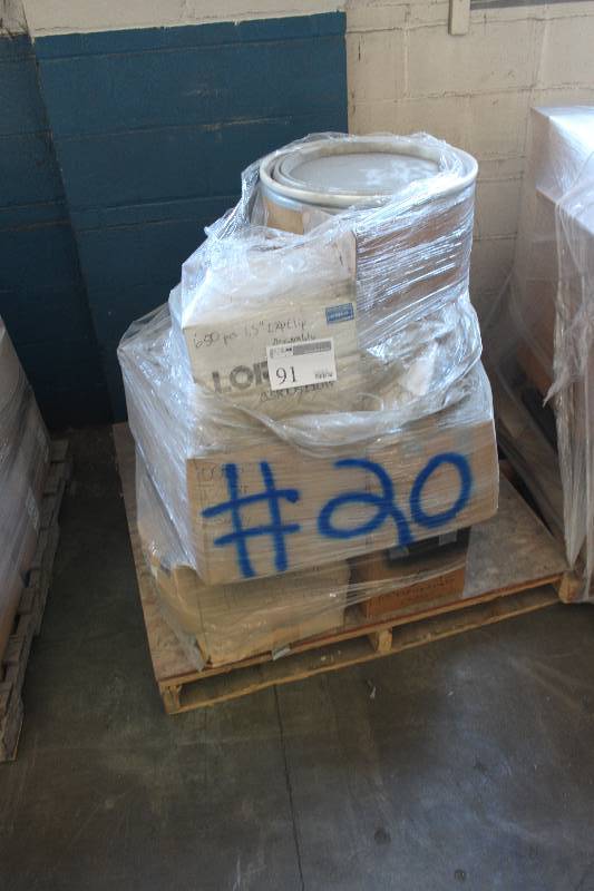 lot 91 image: Pallet Lot of Clips