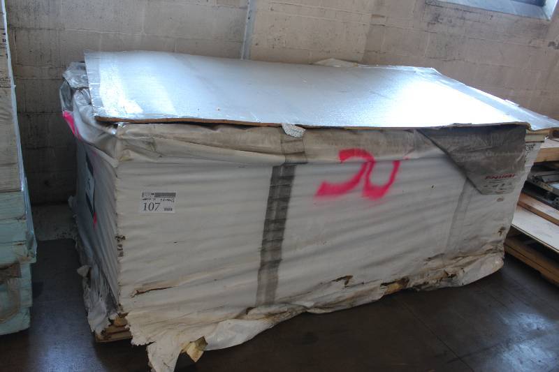 lot 107 image: Lot of (31) Thermax Hail Guard Poly ISO Insulation