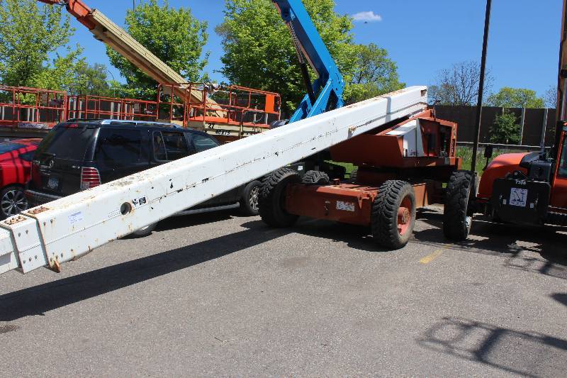 Snorkelift Boom Lift