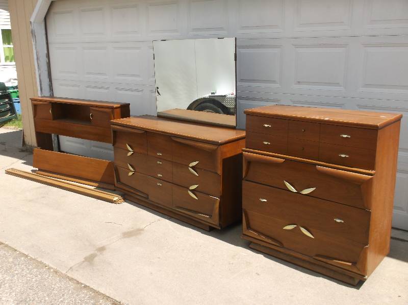 Gorgeous kent coffey bedroom set Bedroom Set St Cloud 88 Furniture Patio Vintage K Bid