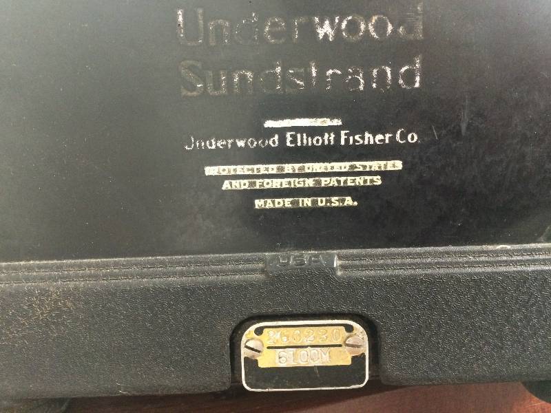 lot 9 image: Antique Underwood Sundstrand Adding Machine