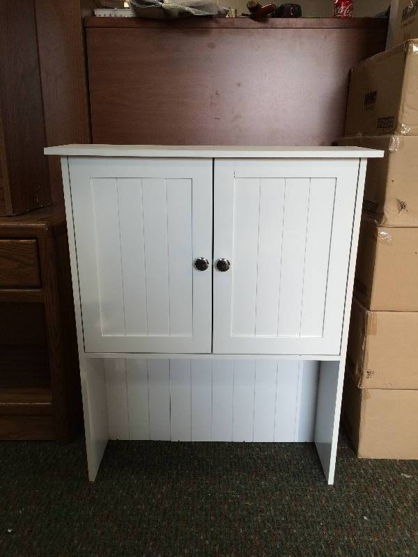 lot 37 image: Bathroom Wall Cabinet