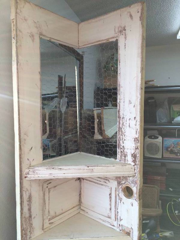 lot 50 image: Vintage Corner Shelving
