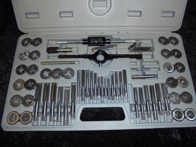 Tap & Die Set