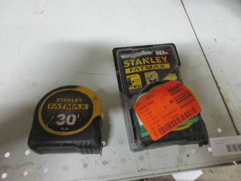 2 Tape measures