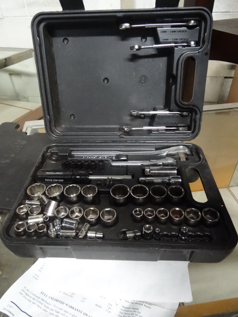 Socket & Wrench Set