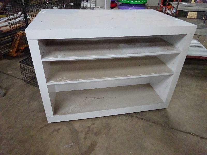 Retail Table