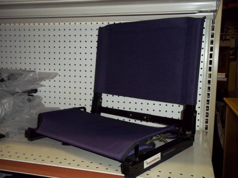 lot 23 image: Folding Stadium Chair