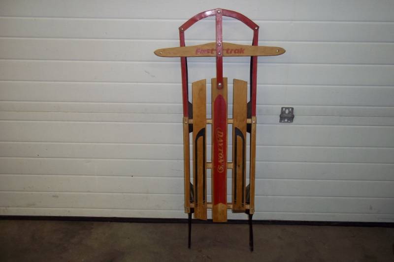 lot 62 image: Wood Sled with runners