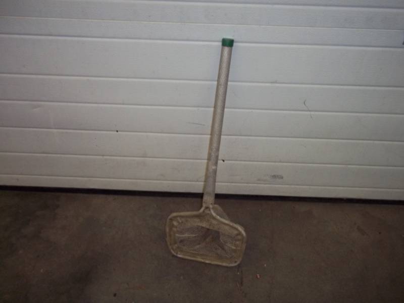 lot 85 image: Minnow Net