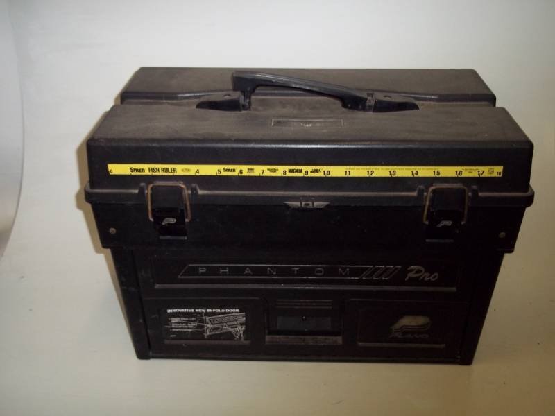lot 126 image: Large Tackle Box Black