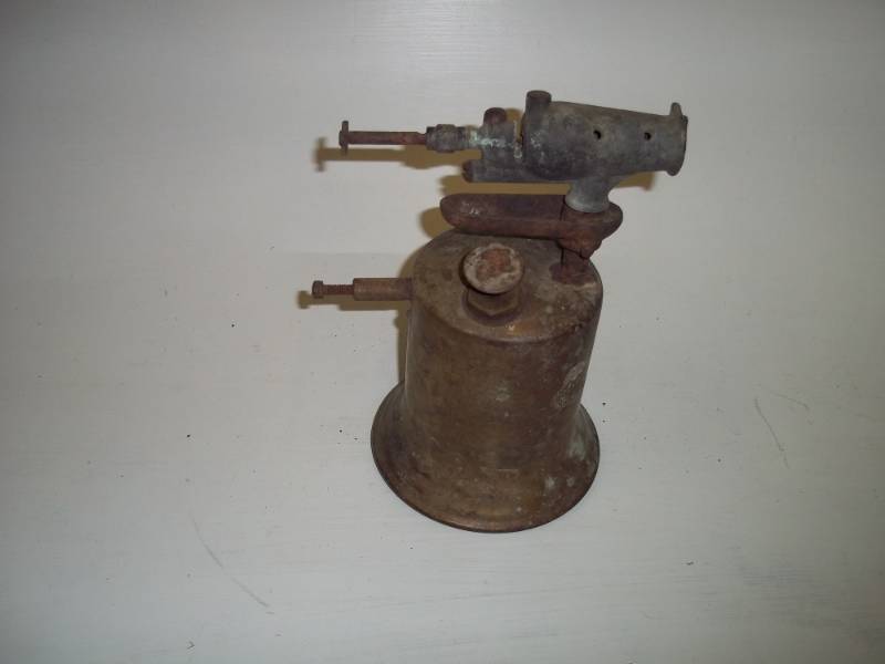 lot 141 image: Vintage Torch