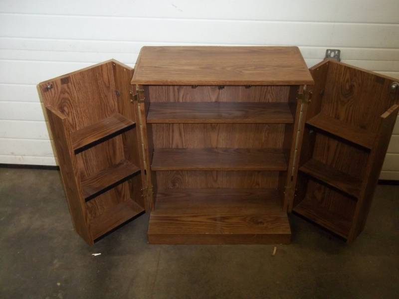 lot 150 image: Wood Cabinet with shelves
