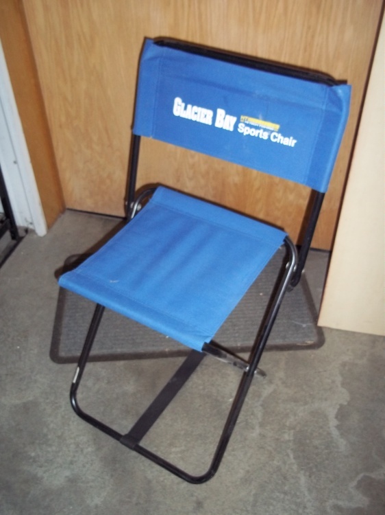 lot 167 image: Folding Sports Chair Blue