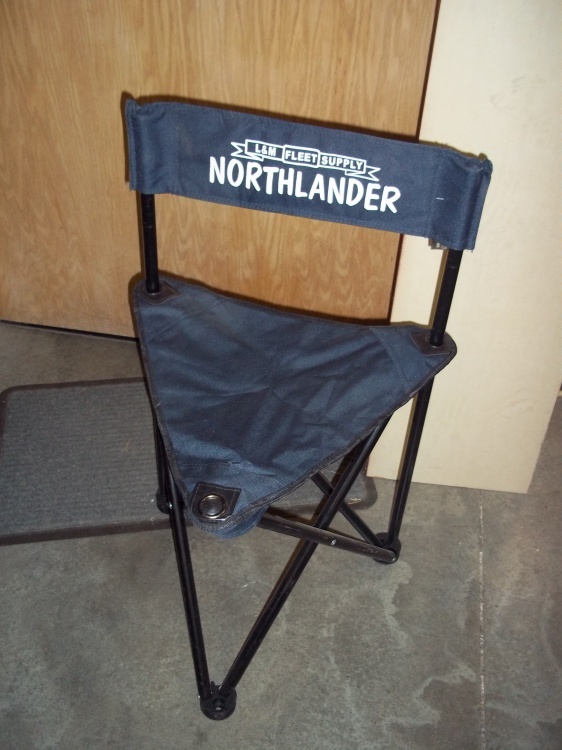 lot 168 image: Folding Chair Blue