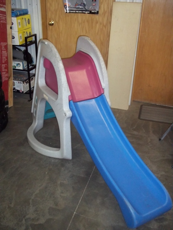 lot 177 image: Plastic Slide