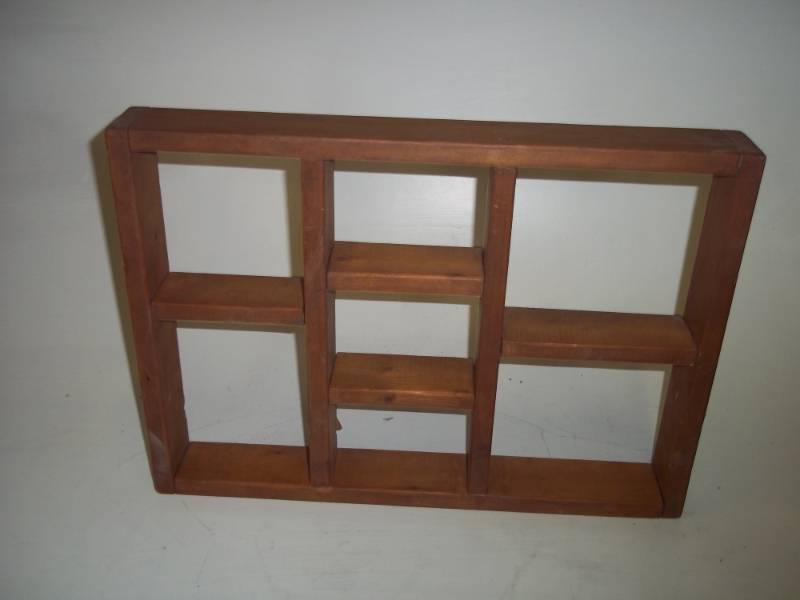 lot 212 image: Wood Shelf