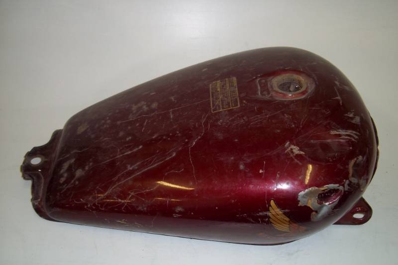 lot 261 image: Motorcycle Gas Tank