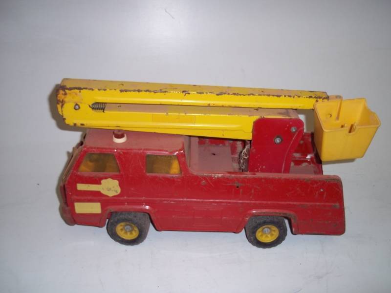 lot 270 image: Tonka Boom Truck